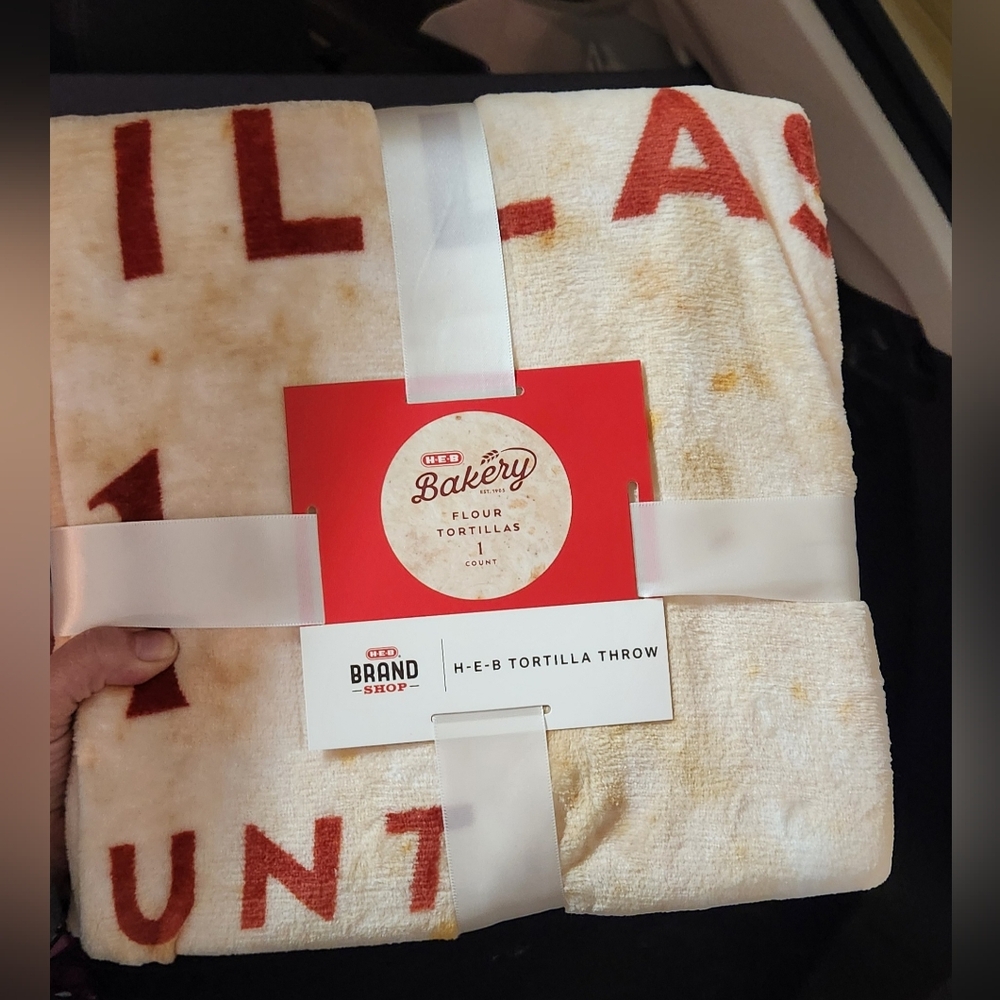 H-E-B Tortilla Throw Blanket